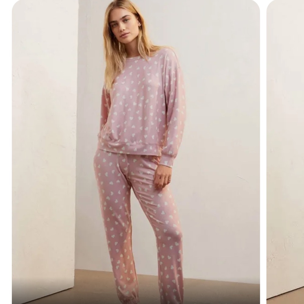 Z Supply Pink and white heart pajamas, medium